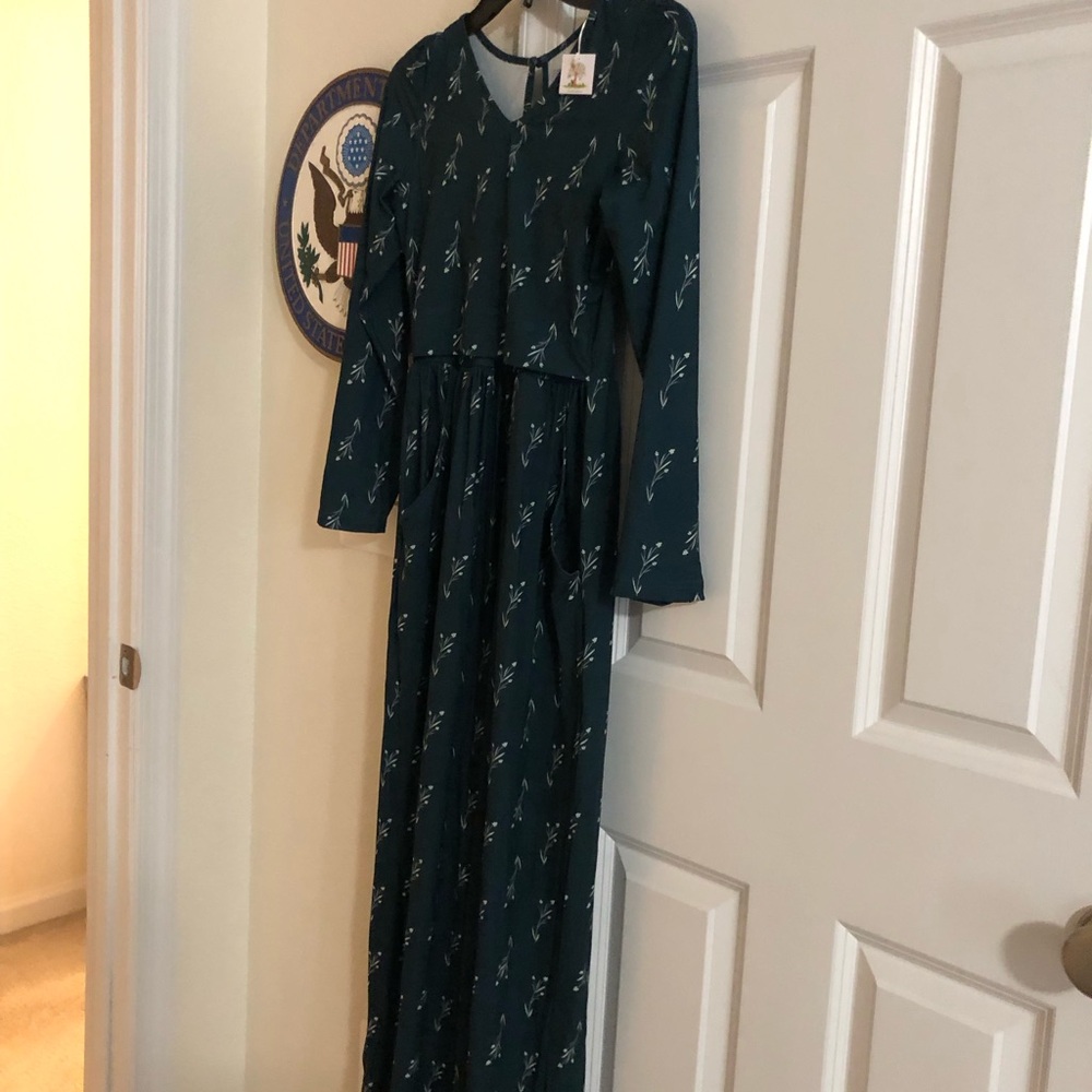 Super cute dresses oleander xs